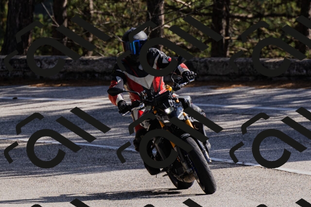 202510111344-_04A2465_c3