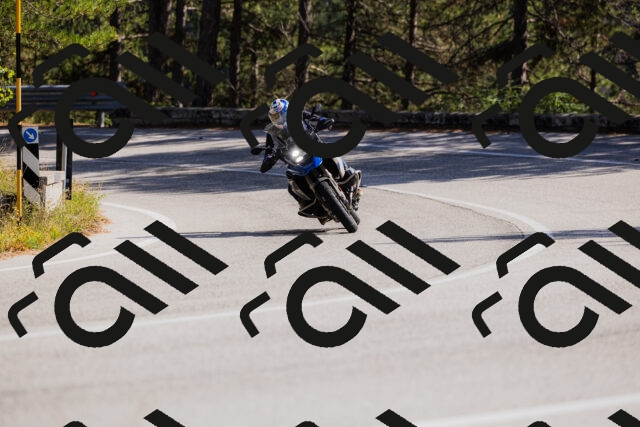 202510111345-_04A2505_c3