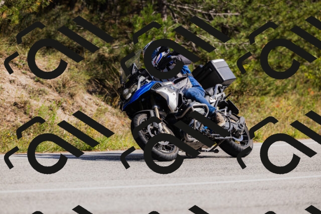 202510111345-_04A2506_c3