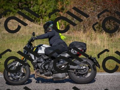 20251012103911-_5008323_am_