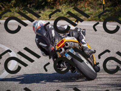 20251012110348-_5008587_am_