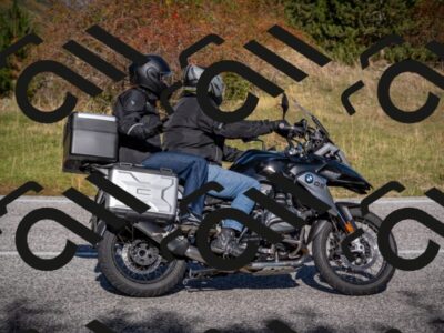 20251012110456-_5008596_am_