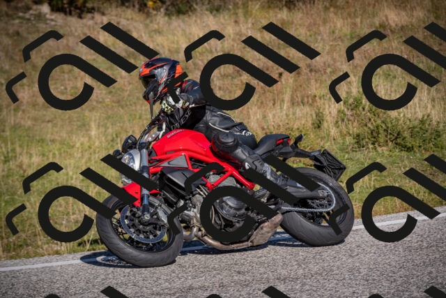 20251012110503-_5008601_am_