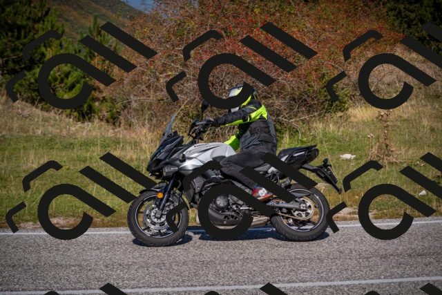 20251012110749-_5008622_am_