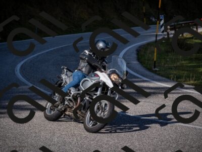 20251012110855-_5008637_am_