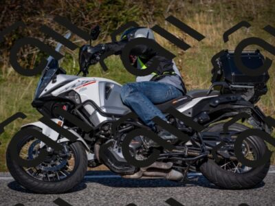 20251012110931-_5008645_am_