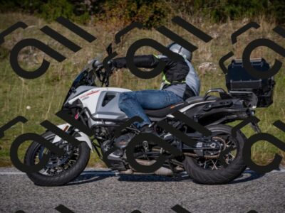 20251012110932-_5008646_am_