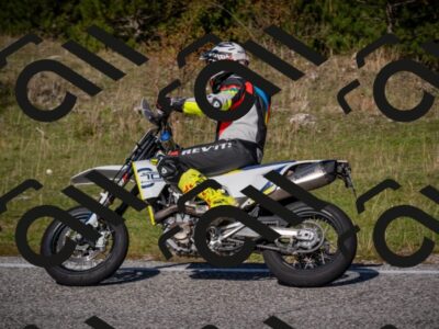 20251012111618-_5008687_am_