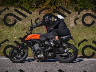 20251012111645-_5008694_am_