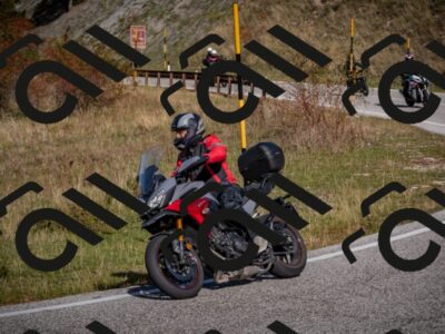 20251012112328-_5008756_am_