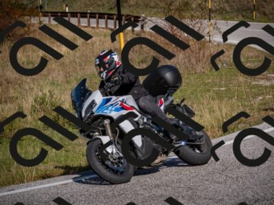 20251012112331-_5008760_am_