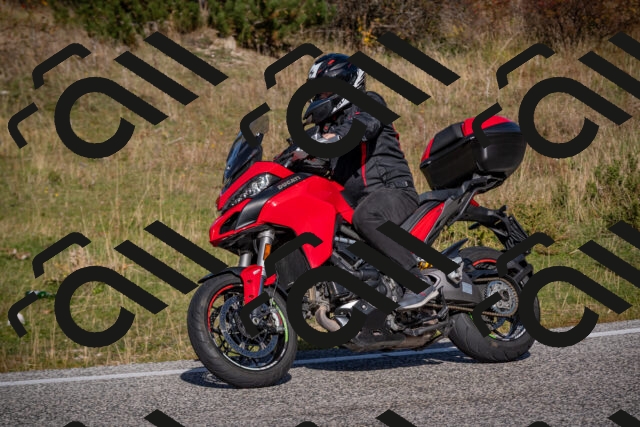 20251012112535-_5008780_am_