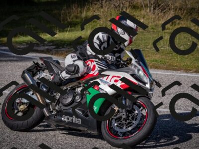 20251012112925-_5008796_am_