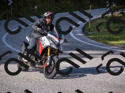 20251012112941-_5008799_am_