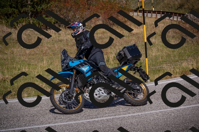 20251012113847-_5008833_am_