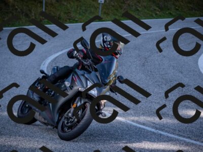 20251012114203-_5008858_am_