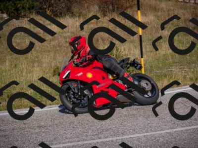 20251012114241-_5008866_am_