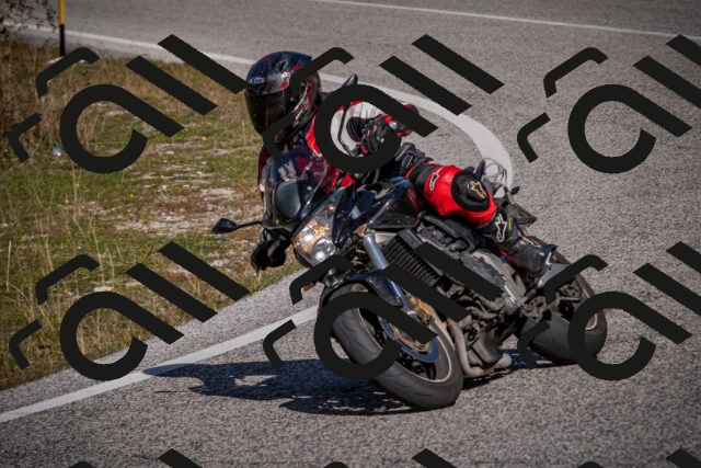 20251012114243-_5008869_am_