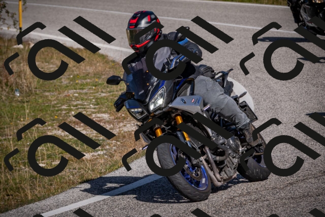 20251012114246-_5008873_am_