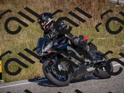 20251012114251-_5008885_am_