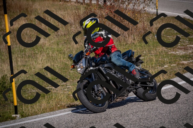 20251012114255-_5008893_am_