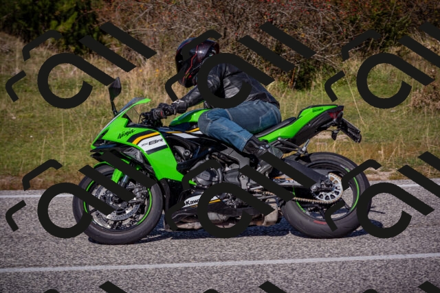 20251012114317-_5008902_am_