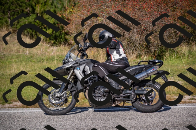 20251012114357-_5008912_am_