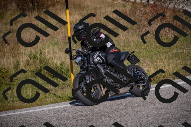 20251012114420-_5008914_am_