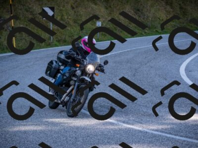 20251012114702-_5008941_am_