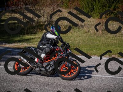 20251012114710-_5008950_am_