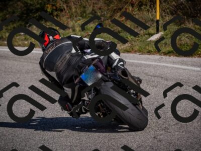 20251012114733-_5008952_am_