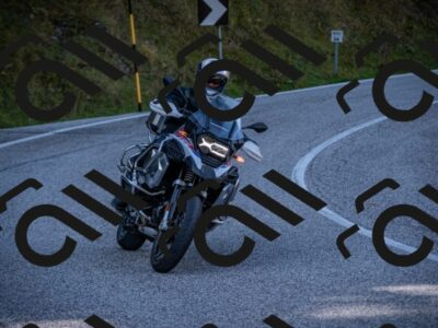 20251012114753-_5008955_am_