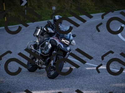 20251012114753-_5008956_am_