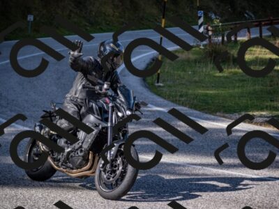 20251012115136-_5008986_am_