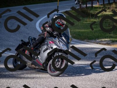 20251012115241-_5009003_am_