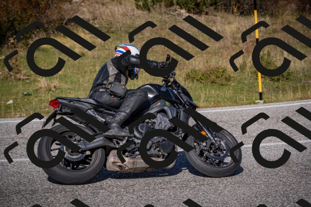 20251012115254-_5009008_am_