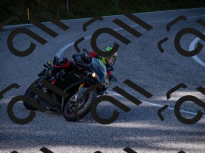 20251012115301-_5009010_am_