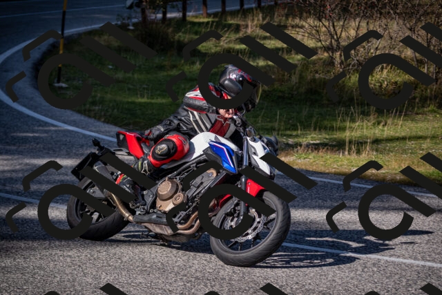 20251012115545-_5009049_am_