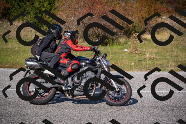 20251012115546-_5009051_am_