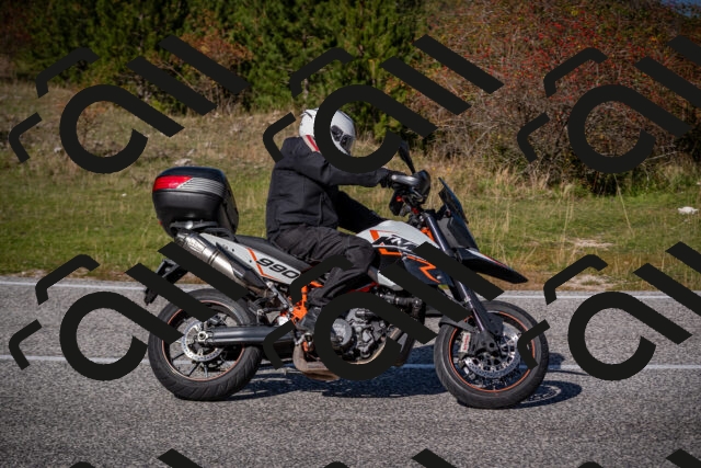 20251012115612-_5009062_am_