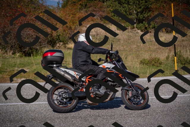 20251012115612-_5009063_am_