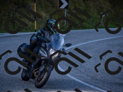 20251012115717-_5009074_am_