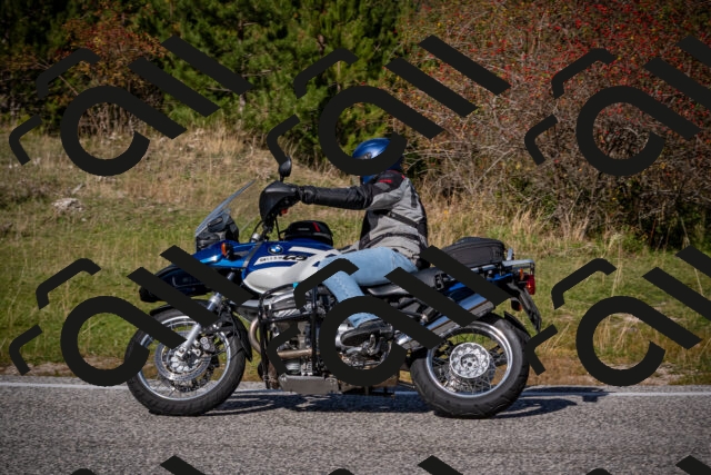 20251012115911-_5009088_am_