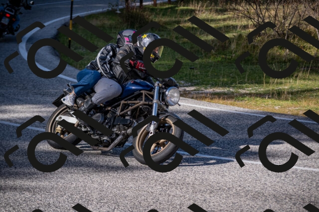 20251012115913-_5009091_am_