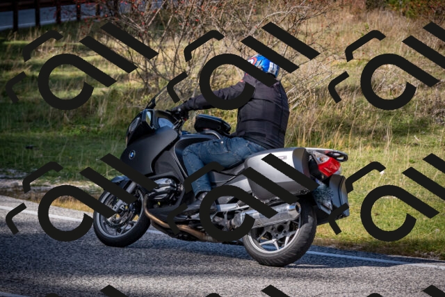 20251012115917-_5009097_am_