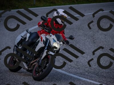 20251012120326-_5009156_am_