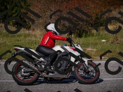 20251012120327-_5009159_am_