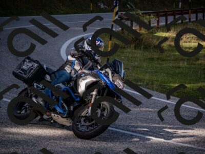 20251012120406-_5009163_am_