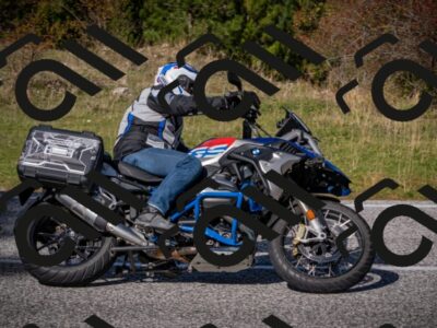 20251012120406-_5009164_am_