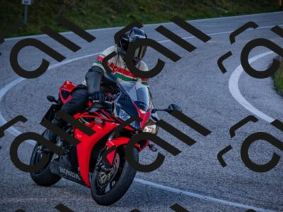 20251012120457-_5009167_am_